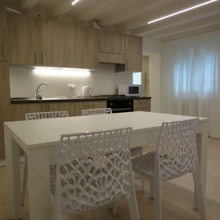 San Toma * البندقية