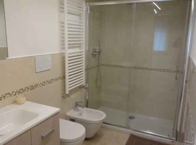 San Toma Apartment *